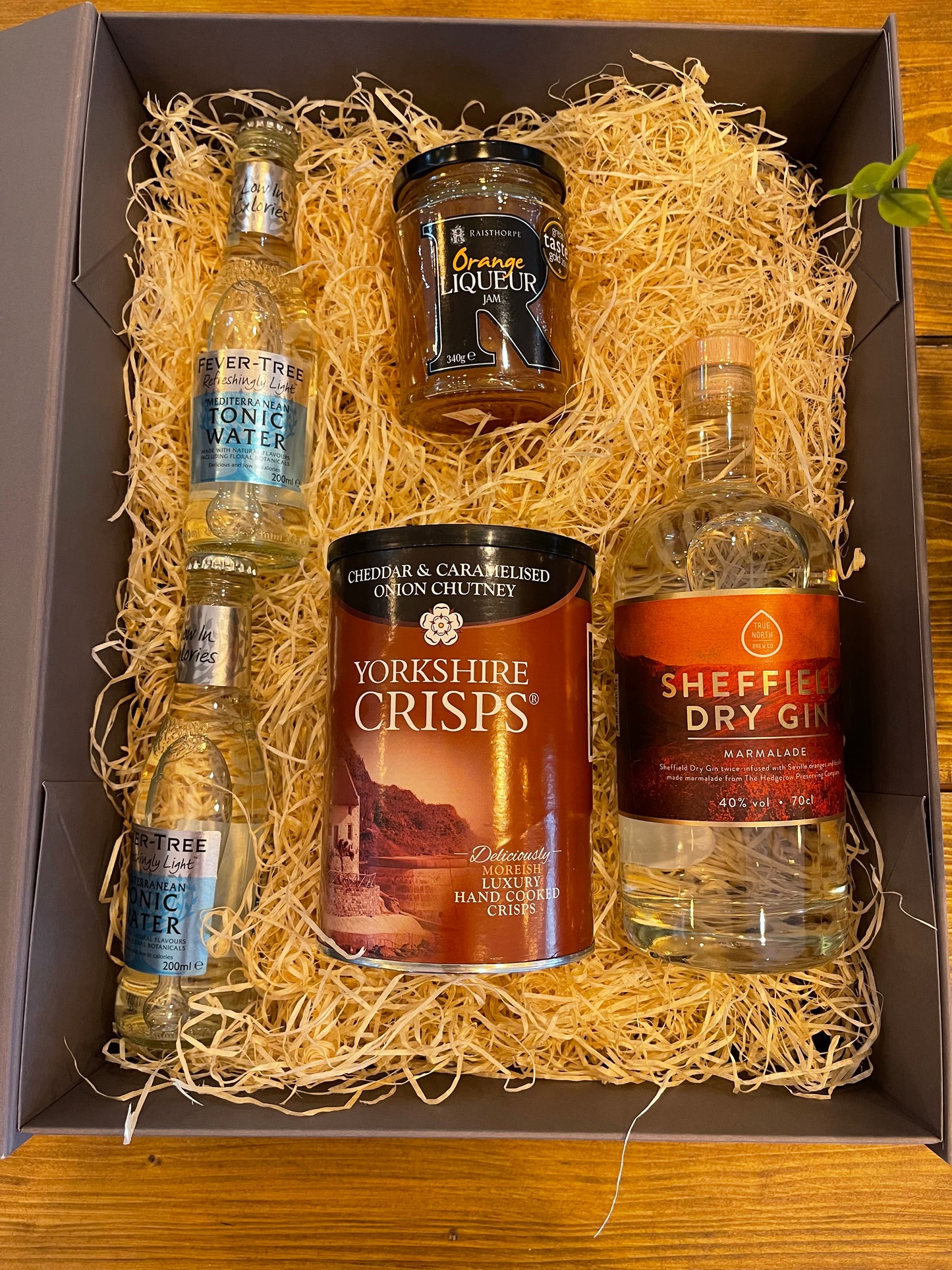 Large Gift Box / Hamper with packing