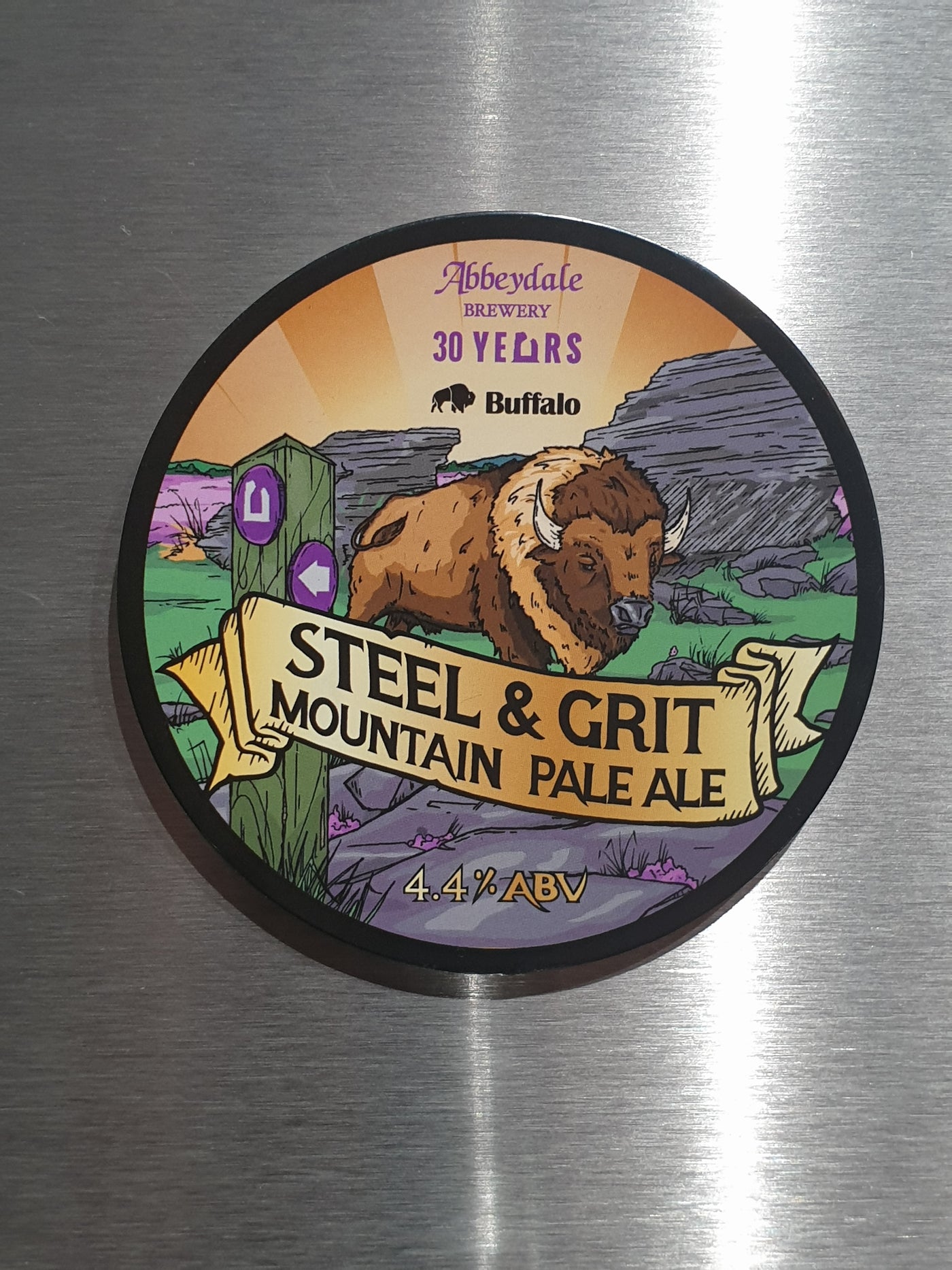 Abbeydale Brewery - Steel & Grit - 1 Litre Growler (inc growler Bottle)