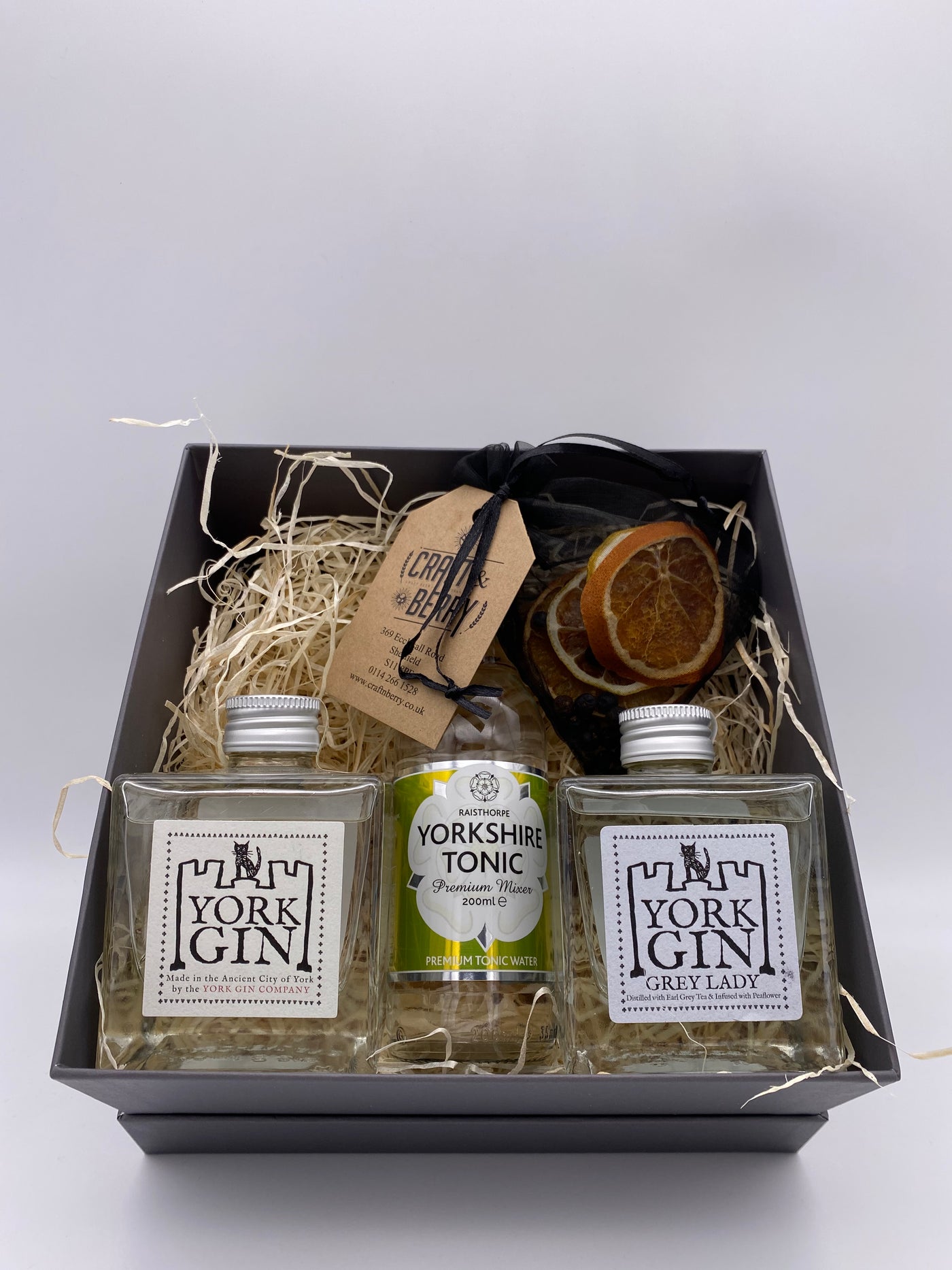 Gin Medium Gift Box with packing and wrapping